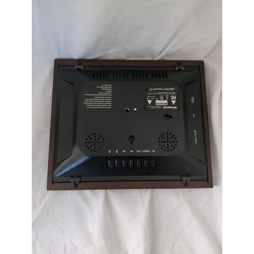 Polaroid 8